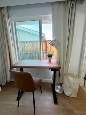 Newly Quiet 1BR/Private Entrance/Standing Desks 4