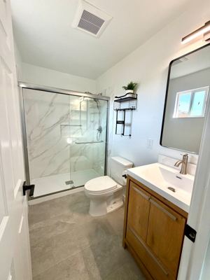 Newly Quiet 1BR/Private Entrance/Standing Desks 3