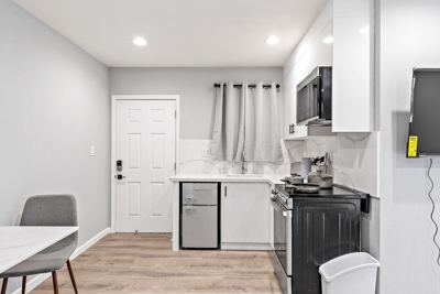 Jane's Home (AL) | Bath+Kitchen+Priv Entry+HVAC 1