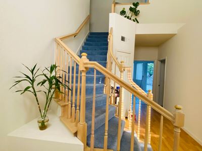 #10 New cozy big bright carpet room 6