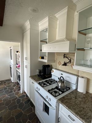Private & Cozy Silverlake home 3