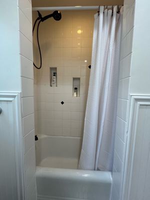 Private & Cozy Silverlake home 6