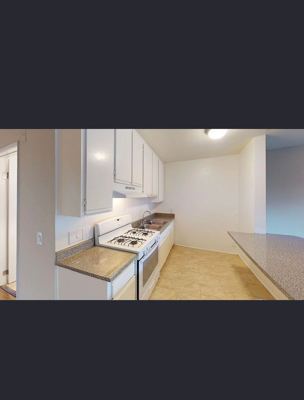 Shared Living Room Spot in Central Los Angeles #96 2