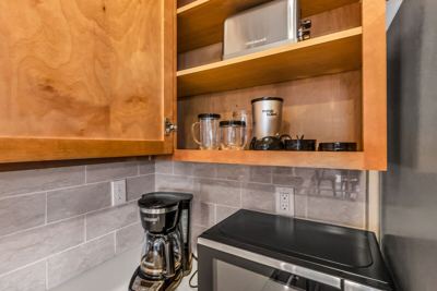 Modern Room near tech hub and hospital in San Jose 8