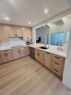 4 #Newly Remodeled cozy Bedroom Shared Bathroom 6
