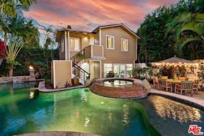 Lovely Studio Apartment w/ Pool in Stunning Oasis 5