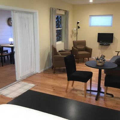 NoHo Breezeway Suite 3