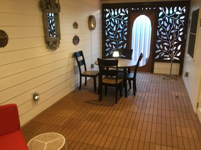 NoHo Breezeway Suite 6