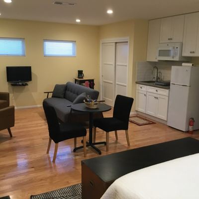 NoHo Breezeway Suite 8