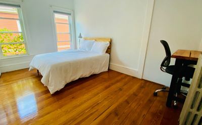 Sunny Room | Walk to Harvard & T. Quick to MIT&MGH 6