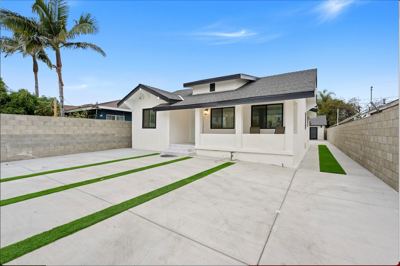 Modern New Build 1BR w/ Yard | Mid-City LA 7