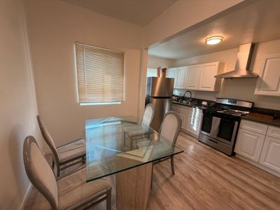 Spacious, Convenient Room - 10 mins from DTLA 1