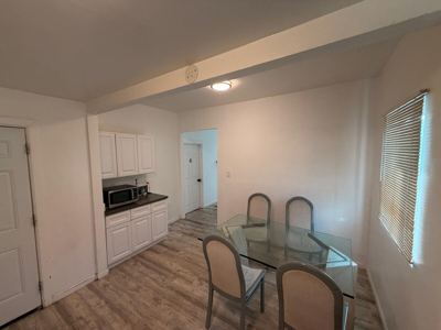 Spacious, Convenient Room - 10 mins from DTLA 4