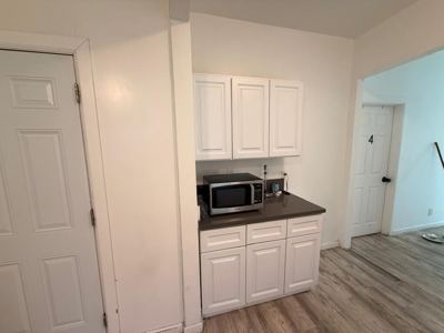 Spacious, Convenient Room - 10 mins from DTLA 3