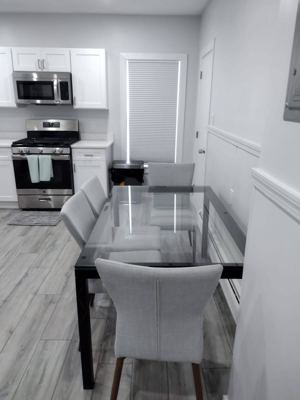 Great private bedroom close to Downtown o3 3