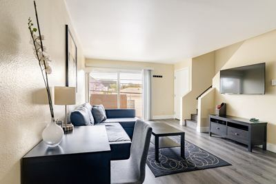 Luxury Apartment in Burbank 1