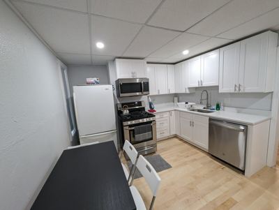 Private bedroom near Assembly Row t3 5