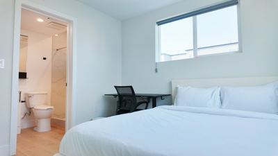 Private Room & Bath near USC | Monthly Stays 1