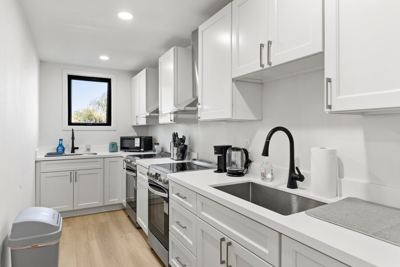 Dorm-Style Private Room | Shared Kitchen & Bath -2 3