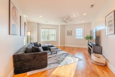 7 Min To Cambridge | Broadway Condo | Washer+Dryer 1