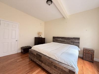 King Room, Mins to Longwood, BMC & Brigham 2