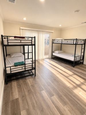 Modern & Cozy Co-living Home in Los Angeles 1
