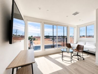 2nd Floor | USC Safe Zone | Private Bed & Bath 1