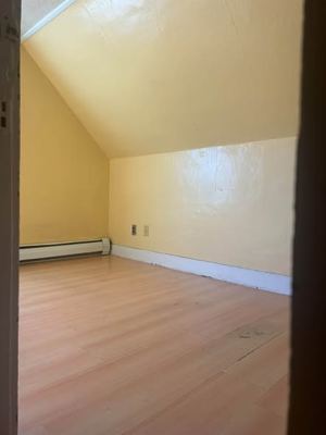 1 Room | Somerville/Cambridge Border | $1,100 2