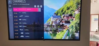 50" LG Smart TV Wall Mounted Flat Screen + Remote 1