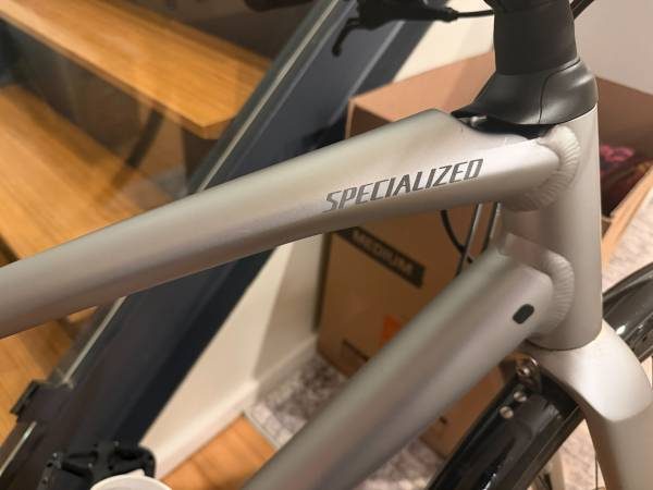 2025 Specialized Sirrus X 4.0 2