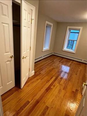$1,350 Room available near Davis Square (Somerville) 4