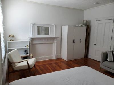 MASSIVE STUDIO size room with deck and yard 6