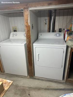 HUGE No Fee 1 Bedroom 1 Bath 6