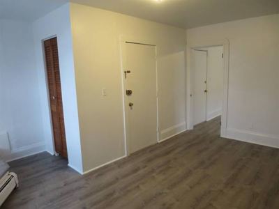 Renovated 1 bedroom in Spring Hill / Porter Sq 4