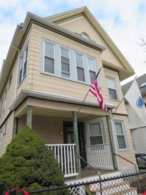 Renovated 1 bedroom in Spring Hill / Porter Sq 1