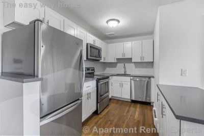 New Reno - Good sized and RIGHT SMACK ON THE TRAIN -Malden Ctr 2