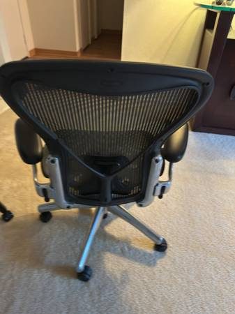 Herman Miller Aeron Classic Office Chair 2