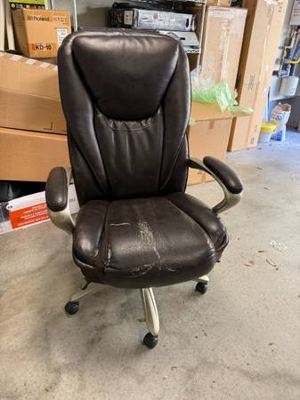 Free Serta office chair 2