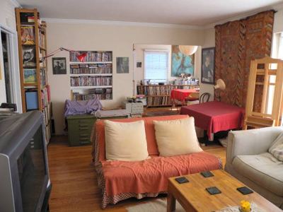 Own Room in Large Furnished 2-Bed Apartment 4