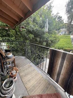 Huge Private Room with Sunny Balcony – Highland Park / South Pasadena 3