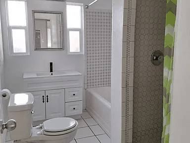 *Charming 2-Bedroom, 1-Bath House with Private Backyard@#@~ 7