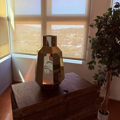 Large Vintage Gold Mirrored Floor Vase – Hollywood Regency Decor 8