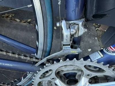 Trek 2200 Road Bike 5