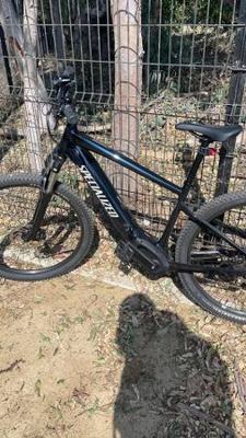 Selling like new Specialized Turbo Tero electric bike 2
