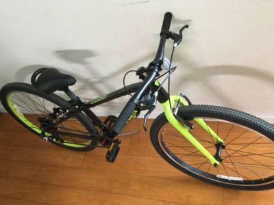 TREK Wahoo Kid Size 13”. Black/Green. Aluminum. 8 Speed. Like New Con 7