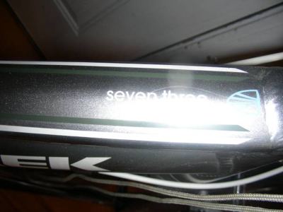 TREK 7.3; 5´ to 5´3¨; hybrid;looks and rides like new 4