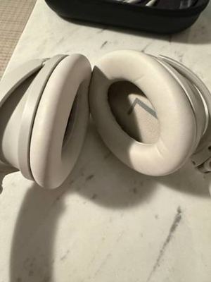 Bose QuietComfort Wireless Noise Cancelling Headphones – Excellent Condition 3