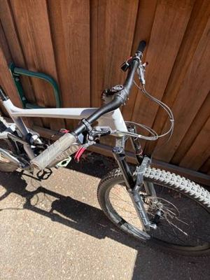 2022 Specialized Enduro Comp 4