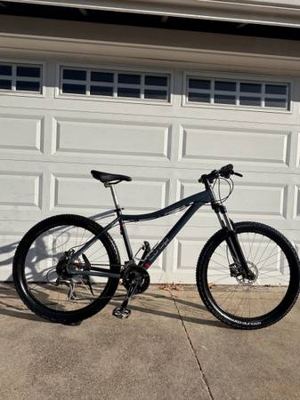 Co-op Mountain Bike - Medium Frame - Hydraulic Brakes 6