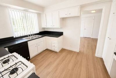 Ideal location for your relocation 4
